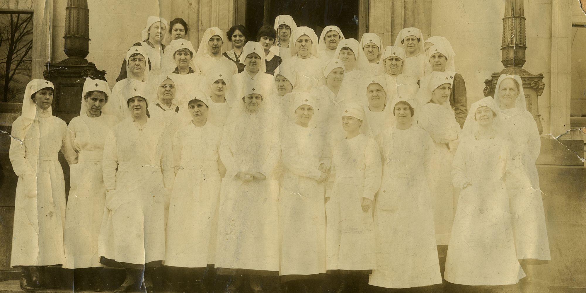 Red Cross nurses in Morgantown during the Spanish flu.